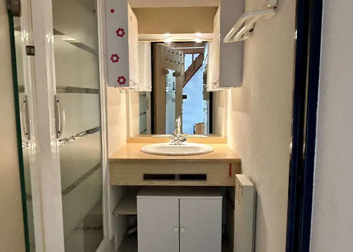 2 Pieces Mezzanine 6 Couchages Cap D'agde Ct045-193 *