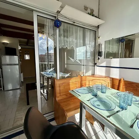 Lägenhet 2 Pieces Mezzanine 6 Couchages Cap D'agde Ct045-193 Agde