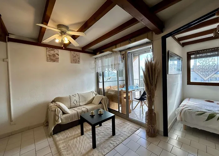 2 Pieces Mezzanine 6 Couchages Cap D'agde Ct045-193 * Agde