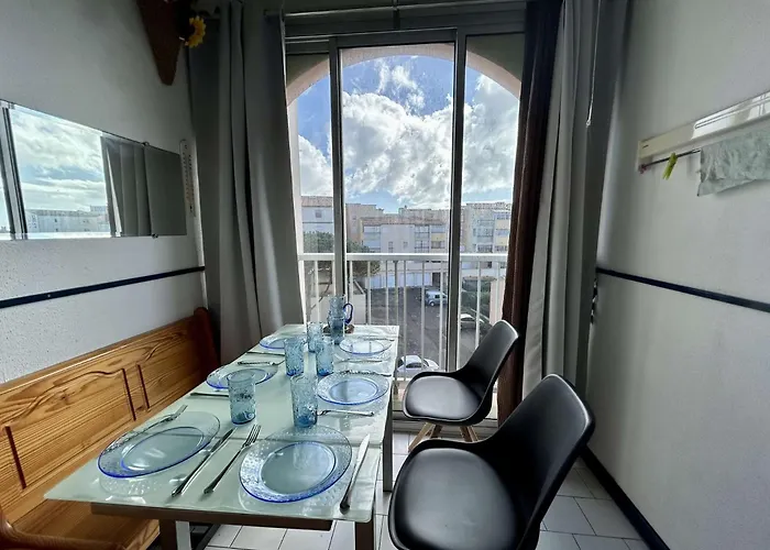 2 Pieces Mezzanine 6 Couchages Cap D'agde Ct045-193 Apartment